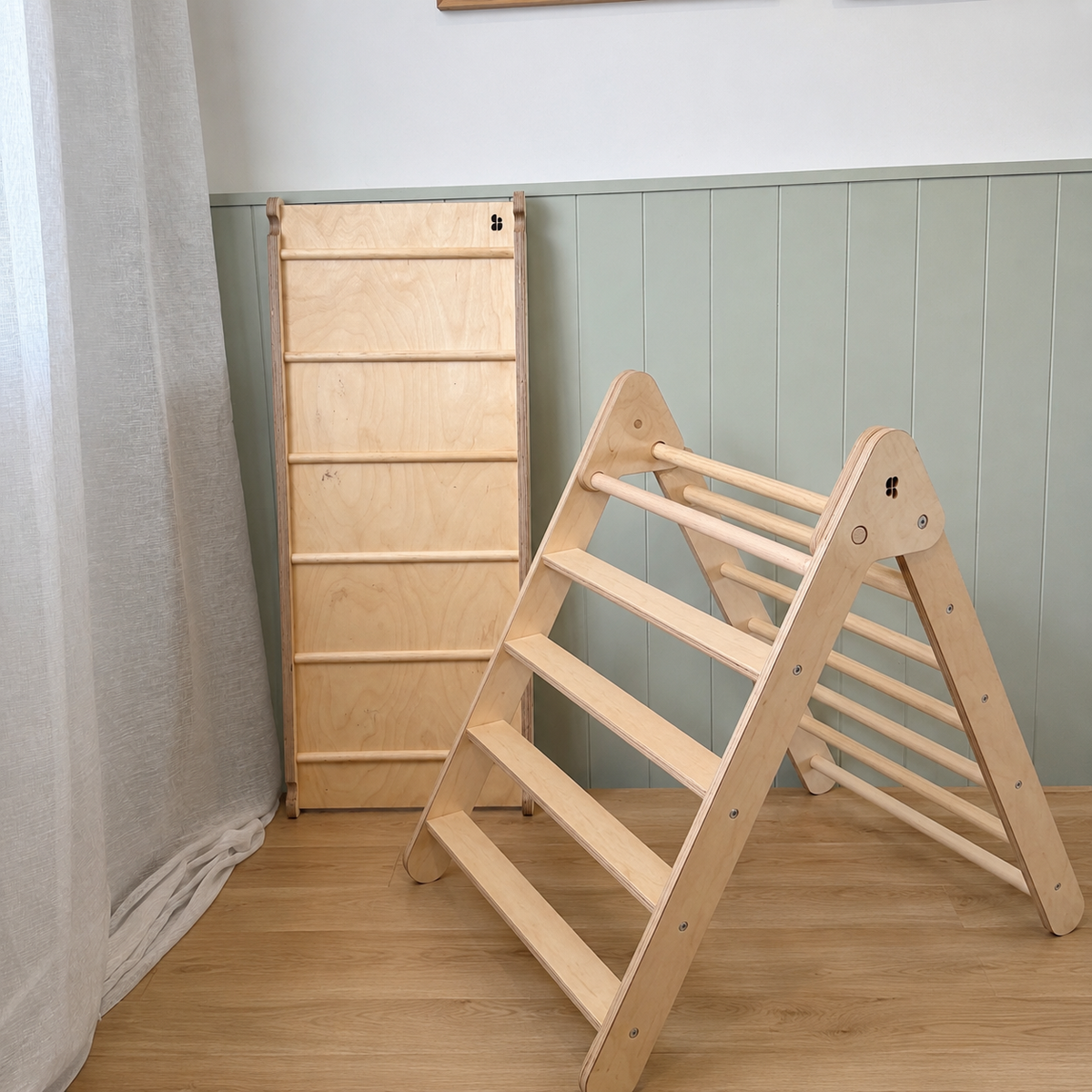 Premium Climbing Frame / Pikler Triangle