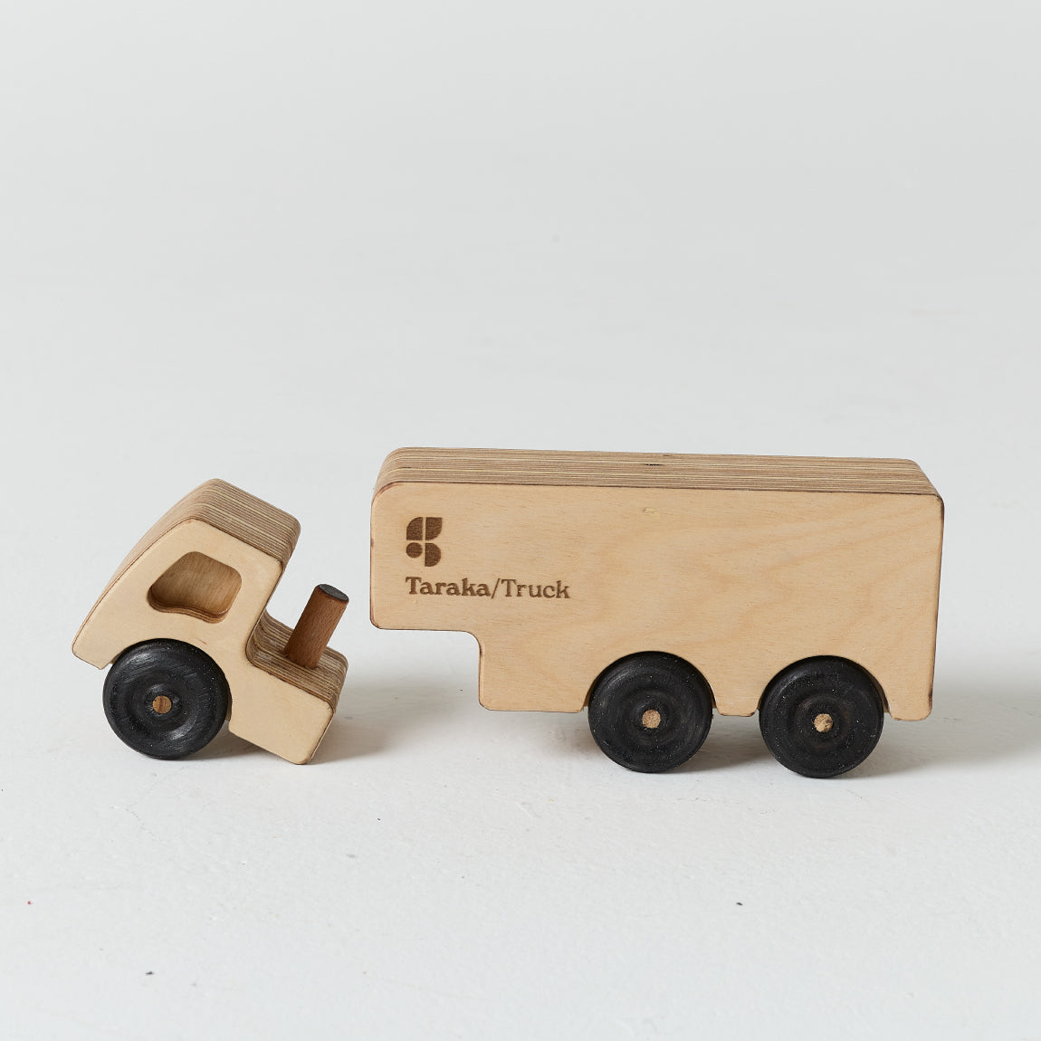 Open Roads Wooden Vehicle with Detachable Trailer